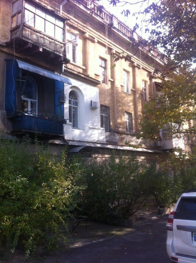 Апартаменты Apatments On Grecheskaya Одесса Экстерьер фото